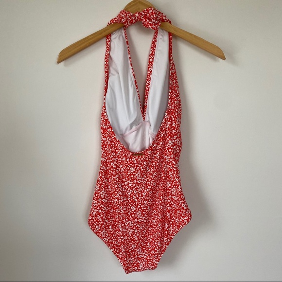 Michael Kors Floral Deep V-Twist Halter One-Piece - Picture 7 of 13